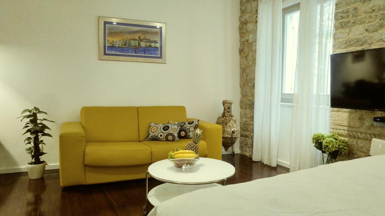 Studio Apartment Offside Spalato Esterno foto